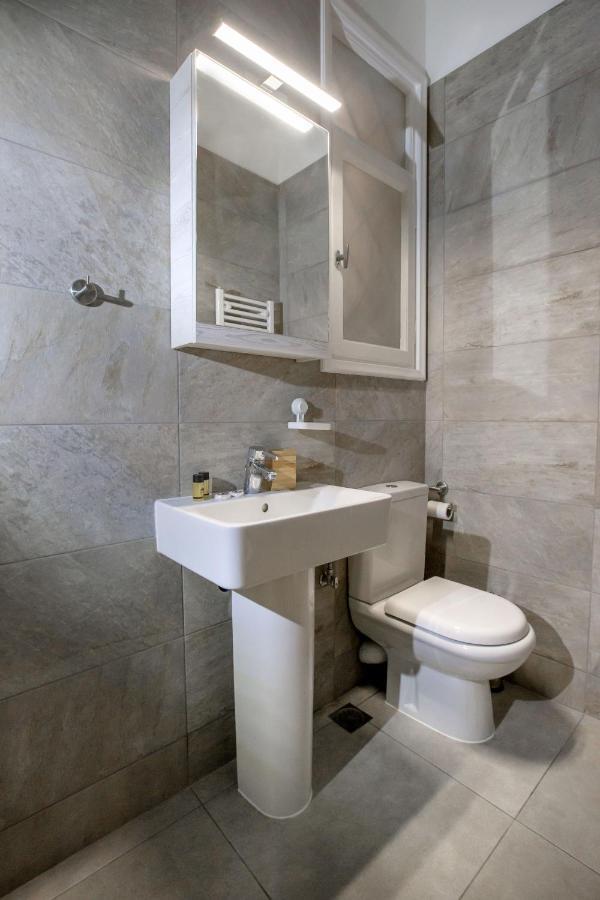 Isora Apartment By Ghh Athens Exterior photo